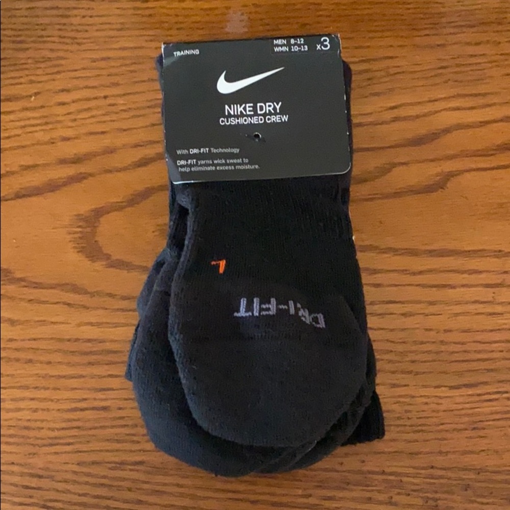 Nike Dry Cushioned Crew Socks